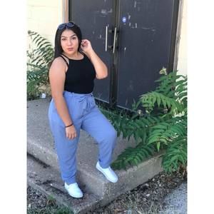 Meet your Posher, Neida